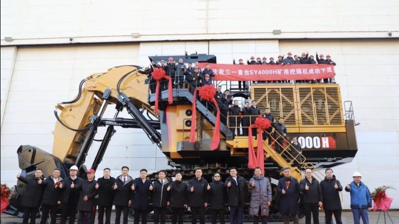 挖掘机与推土机：工作原理与适用场景解析