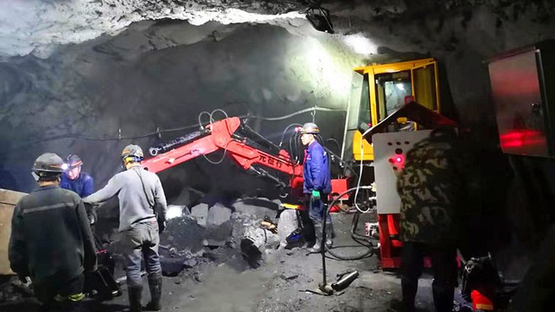 成都凿岩机破碎锤：揭秘其工作原理与选购要点